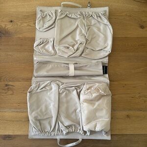 EUC ToteSavvy Baby Bag Organizer